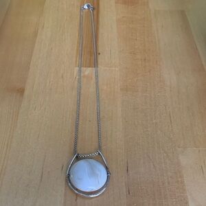 Elegant Silver Agate Necklace